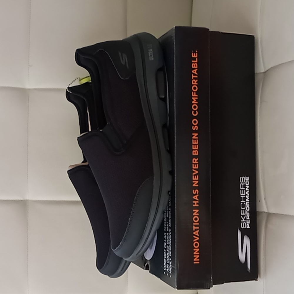 Skechers Performance Go Walk 5-Delco, Black/Harcoal Mens Size 13